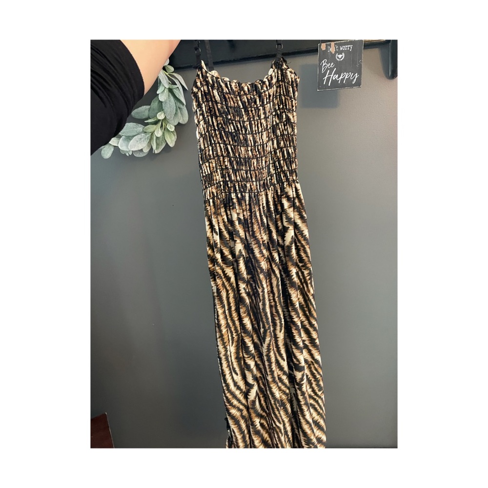 Stretchy swim suit cover